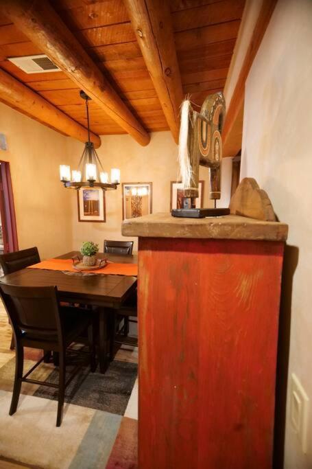Enchanted Casita With Private Outdoor Hot Tub And Patio, Near Santa Fe Plaza, Sleeps 4 With Free Parking Buitenkant foto