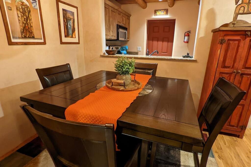 Enchanted Casita With Private Outdoor Hot Tub And Patio, Near Santa Fe Plaza, Sleeps 4 With Free Parking Buitenkant foto